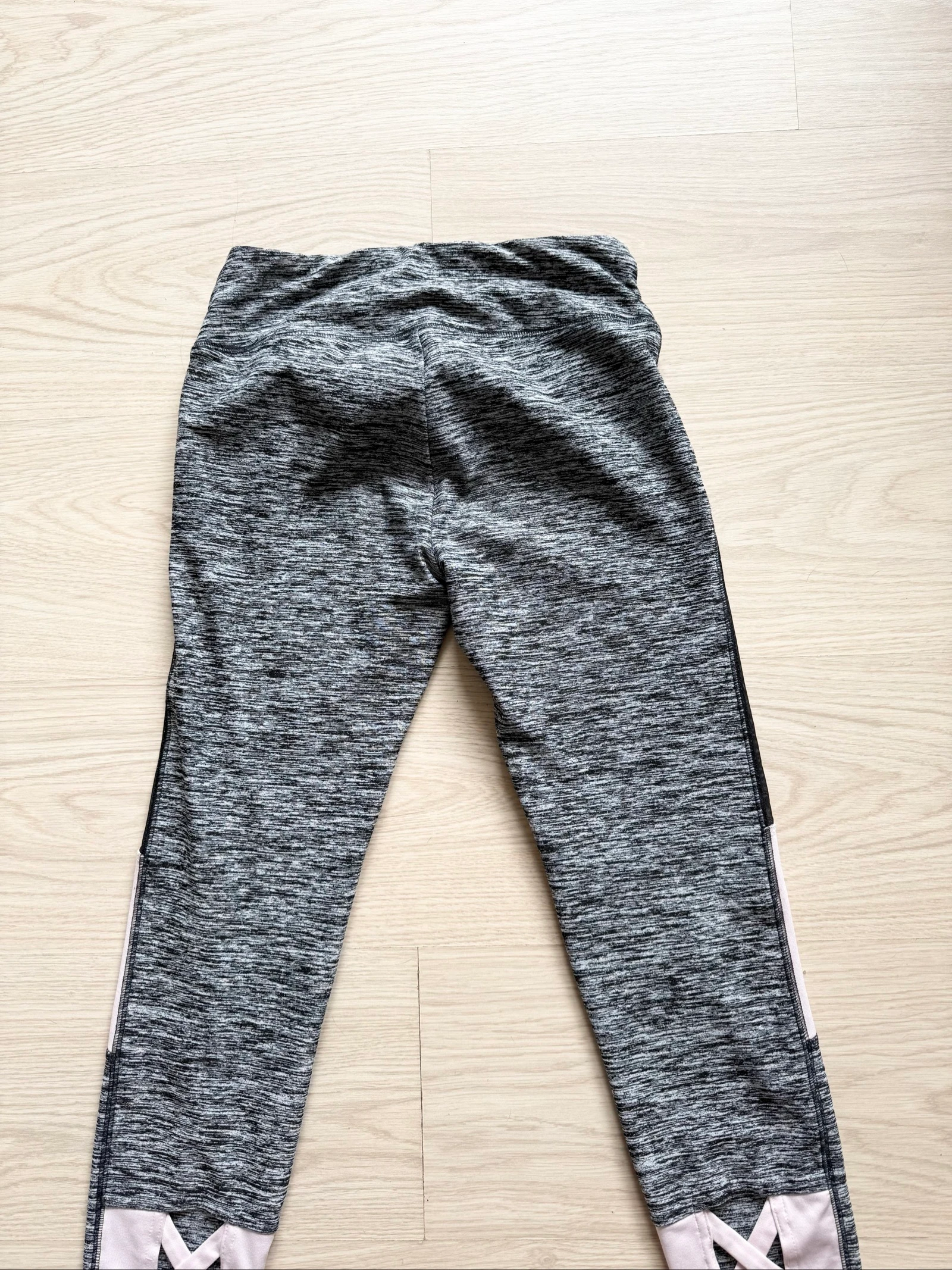 Legging de sport noir gris & rose poudré décathlon taille 34 XS  – photo 5